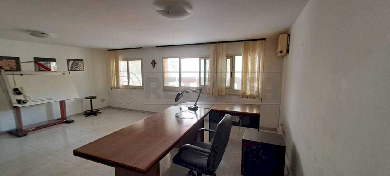 5ed77b96-2c53-47d8-b1a3-518ad6c71f5f.jpg - Ufficio VIA STEFANO STRUPPA SNC, Marsala - foto 1