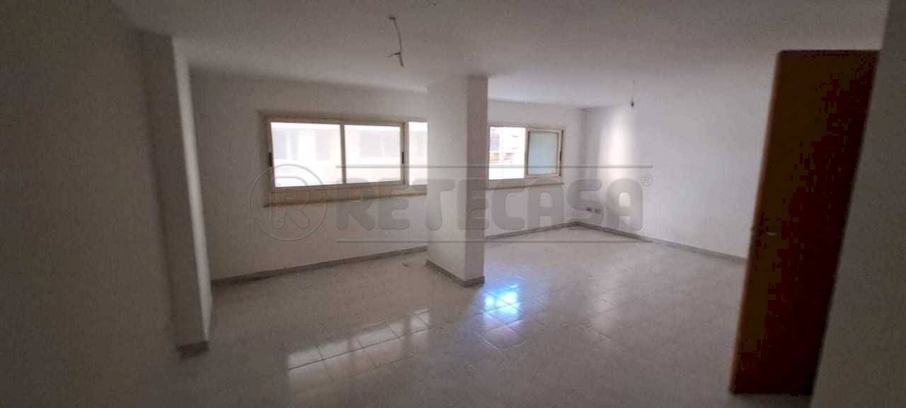 00cb4870-cd95-4522-bc6f-8996bee7da6a.jpg - Ufficio VIA STEFANO STRUPPA SNC, Marsala - foto 1