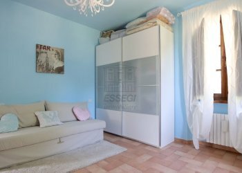 vendesi villetta indipendente con giardino capanno - Casale Via di Tiglio, Capannori - photo 24