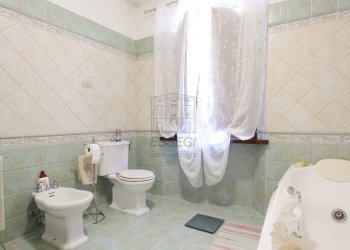 vendesi villetta indipendente con giardino capanno - Casale Via di Tiglio, Capannori - photo 25