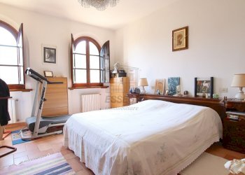 vendesi villetta indipendente con giardino capanno - Casale Via di Tiglio, Capannori - photo 28