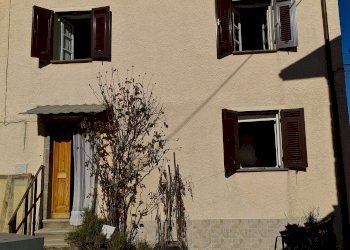 Casa indipendente Rezzoaglio - foto 2