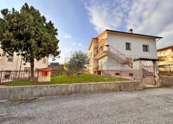 Retecasa_Cornedo - Appartamento via iv novembre 7, Cornedo Vicentino - foto 2