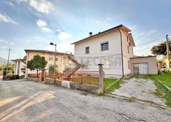 Retecasa_Cornedo - Appartamento via iv novembre 7, Cornedo Vicentino - foto 5