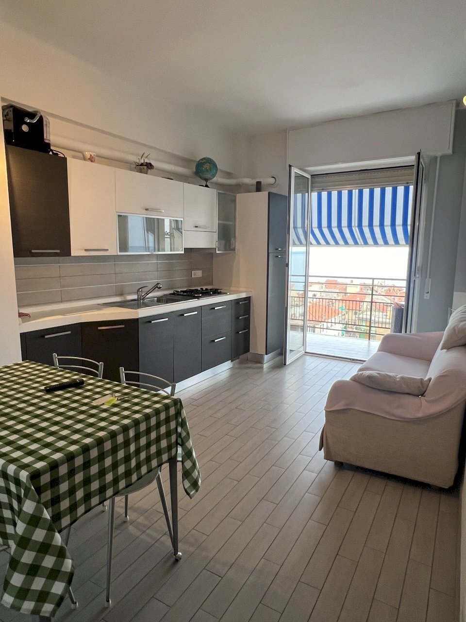 IMG_4965.JPG - Appartamento Via Caviglia 69, Finale Ligure - foto 3