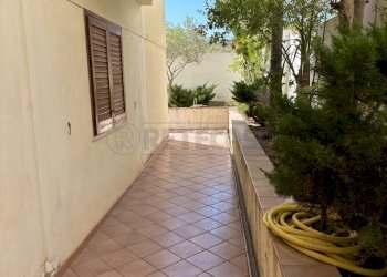 IMG_8244.JPG - Villa Mazara del Vallo - foto 27