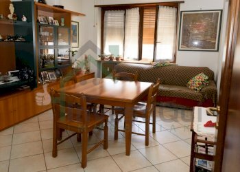 SALA PRANZO CON ANGOLO COTTURA - Appartamento Ciriè - foto 11