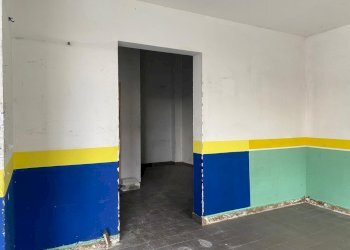 4a8bbe98-acef-4388-8ce5-ead3bbe62aeb.jpg - Locale Commerciale Sarzana - foto 3