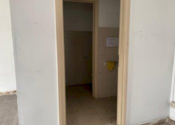 773ca7ff-4a4e-42e0-b4a5-147c9dbf9f09.jpg - Locale Commerciale Sarzana - foto 4