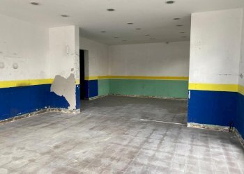 7480f703-4975-494f-9878-d1c745b25083.jpg - Locale Commerciale Sarzana - foto 5