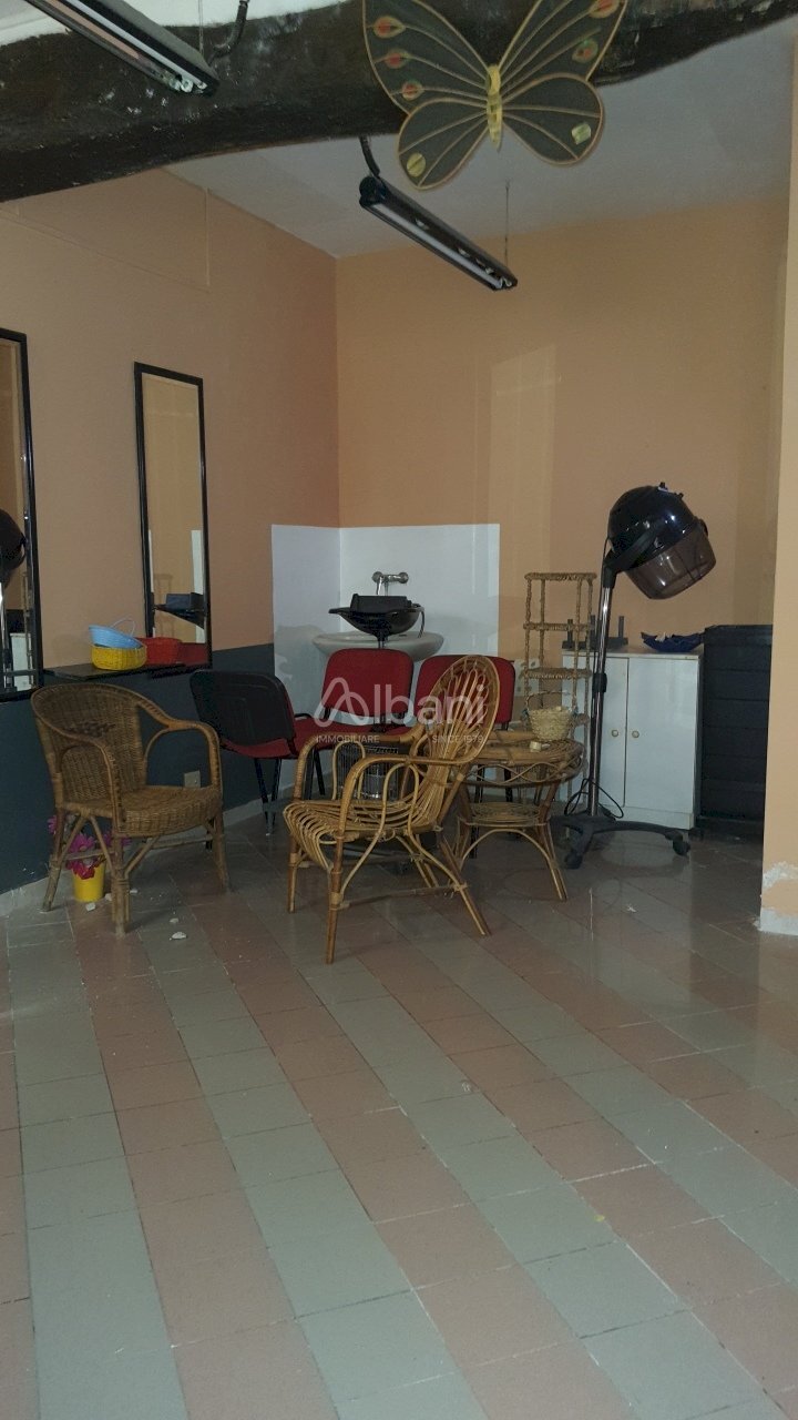 FC702_fondo commerciale_vendita_arcola_borgo (2).j - Locale Commerciale Arcola - foto 2