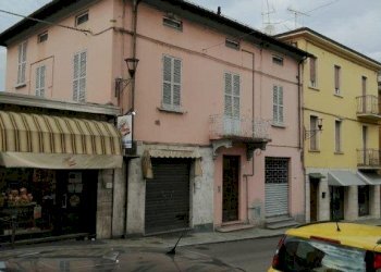 0cd8a5bf-81e4-47a0-b4f1-ffb21665cb22.JPG - Non Alimentare Fornovo di Taro - foto 2