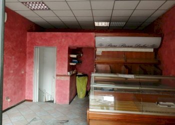 c6996aa7-f40f-4b3e-be46-2658316a841a.JPG - Non Alimentare Fornovo di Taro - foto 4