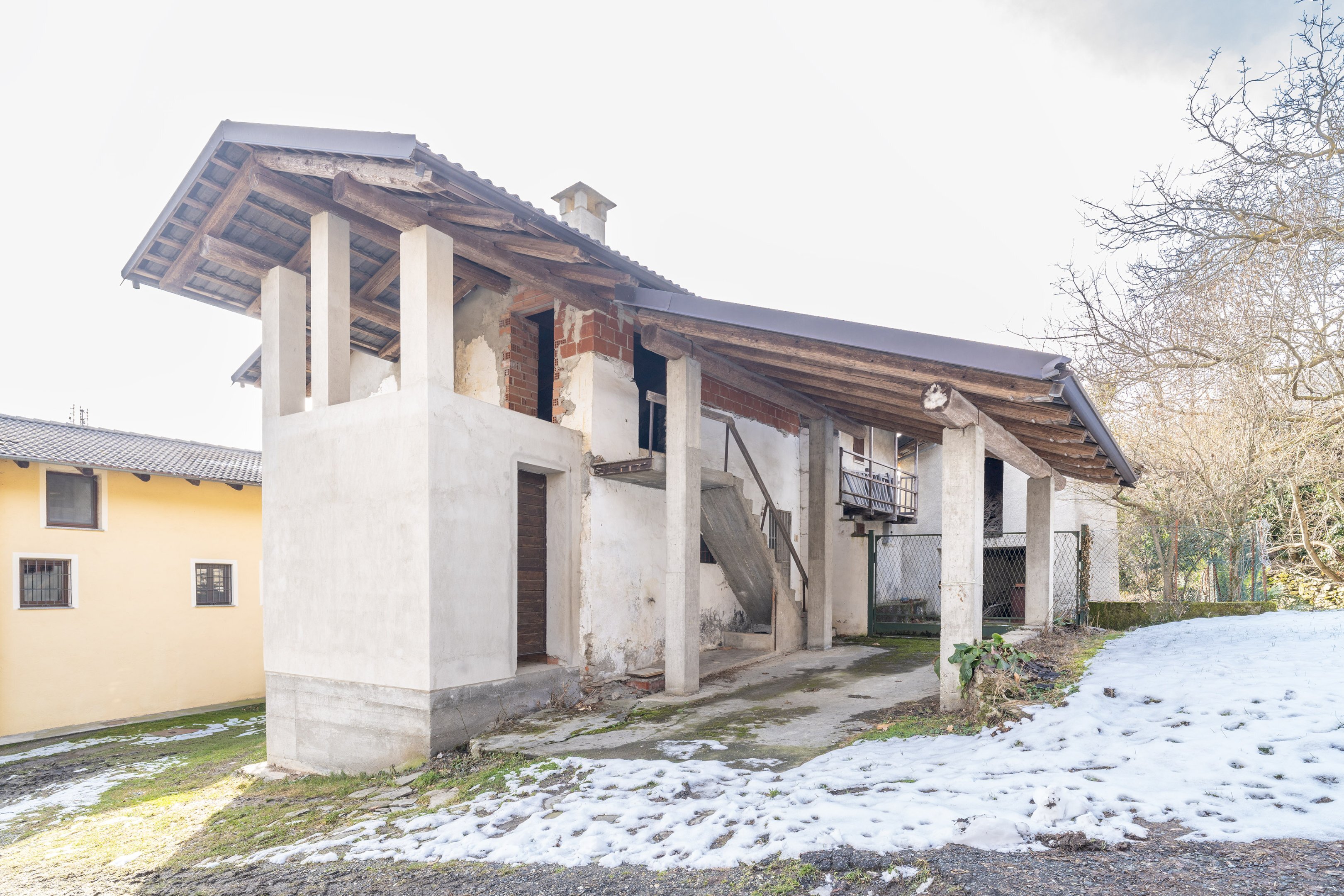 Portion of a house Borgata Foresti , Brondello - photo 3