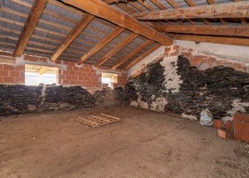 Portion of a house Borgata Foresti , Brondello - photo 10