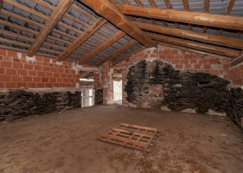 Portion of a house Borgata Foresti , Brondello - photo 11