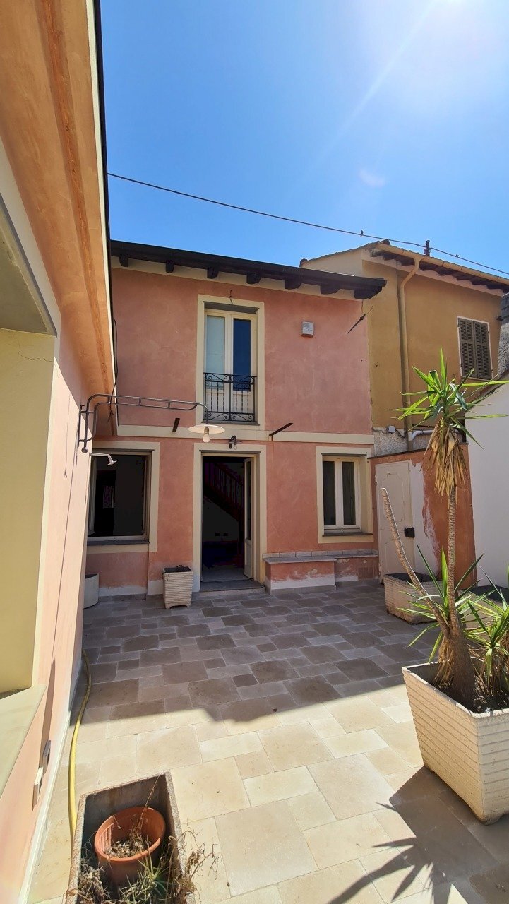 20210814_120754.jpg - Villa Via Margherita Morteo Ollandini 115, Alassio - foto 2