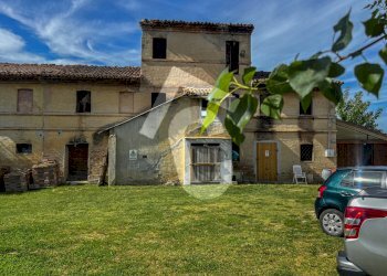 A655431D-CAA1-415A-A9A3-3E7B3C85232B.jpeg - Terreno edificabile Jesi - foto 3