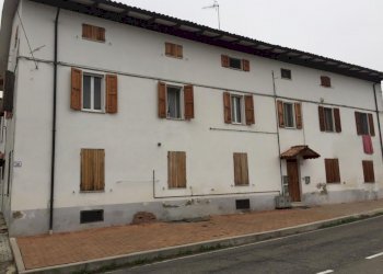 05b8c78c-00f8-41a7-991d-fda889019535.JPG - Appartamento Fornovo di Taro - foto 1