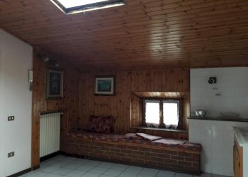 93eda236-452e-4327-9fb8-37bf2cd8a927.JPG - Appartamento Fornovo di Taro - foto 18