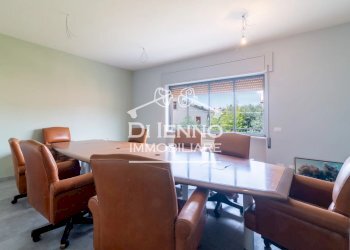 Negozio Via Fara Sabina, Fara in Sabina - foto 6