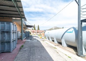 Negozio Via Fara Sabina, Fara in Sabina - foto 15