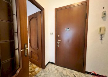 1.1 ingresso.jpg - Appartamento VIA GIACOMO PUCCINI 17A, Genova - foto 3