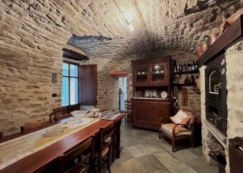 Independent house Castino - photo 10