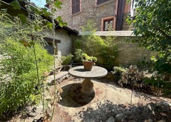 Independent house Castino - photo 44