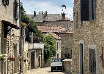 Independent house Castino - photo 52