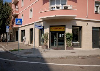 Shop Parma - photo 1