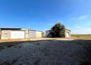 Independent house Via per Concordia, Mirandola - photo 35