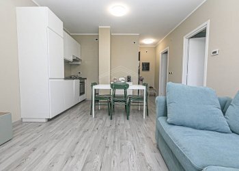 Bilocale Via Luigi Cibrario, Genova (zona Sestri Ponente) - foto 2