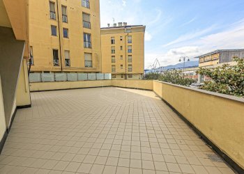 Quadrilocale Via Luigi Cibrario, Genova (zona Sestri Ponente) - foto 4