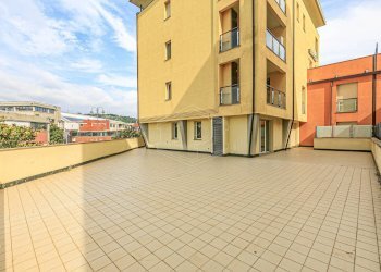 Quadrilocale Via Luigi Cibrario, Genova (zona Sestri Ponente) - foto 5