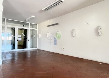 IMG_3911.jpeg - Ufficio Scali Cerere 3, Livorno - foto 1