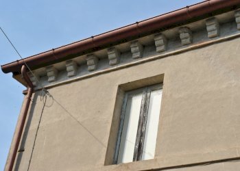 particolare_cornicione.jpg - Rustico Osimo, Osimo - foto 17