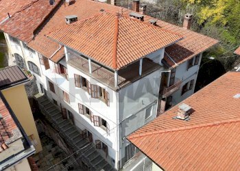 Casa indipendente Frazione Chiesa, 10 
 Valle San Nicolao, Valle San Nicolao - foto 2