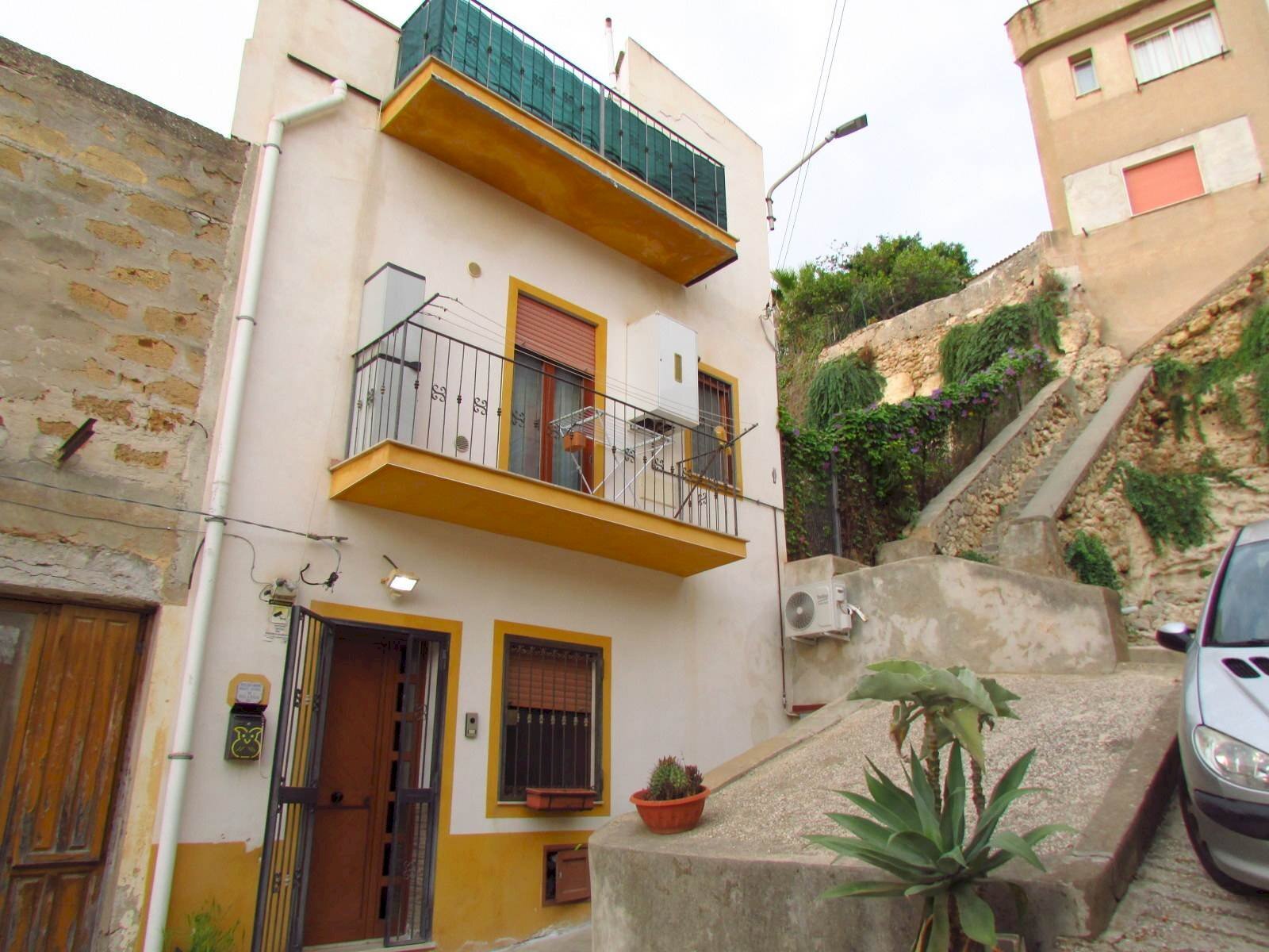 Townhouse Via Scala Santa Venera 25, Sciacca - photo 1
