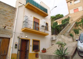 Townhouse Via Scala Santa Venera 25, Sciacca - photo 1
