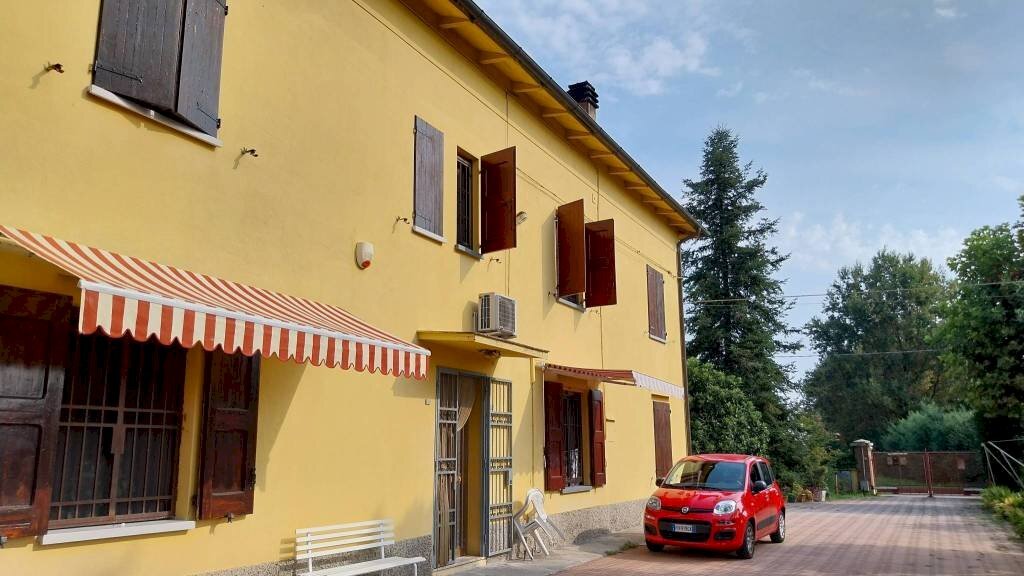 Villa via Valli, Calderara di Reno - photo 1