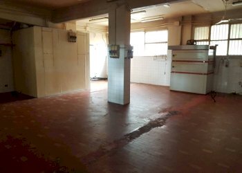 Interno non residenziale - Negozio via dei Macelli, Signa - foto 2