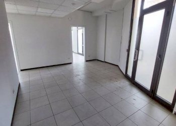 Bagno - Negozio via Enrico Mannelli Detto Primo, Signa - foto 16