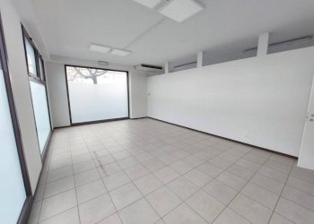 Interno non residenziale - Negozio via Enrico Mannelli Detto Primo, Signa - foto 2