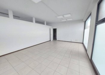 Stanza non arredata - Negozio via Enrico Mannelli Detto Primo, Signa - foto 4