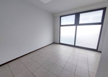 Stanza non arredata - Negozio via Enrico Mannelli Detto Primo, Signa - foto 5