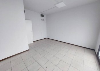 Stanza non arredata - Negozio via Enrico Mannelli Detto Primo, Signa - foto 7