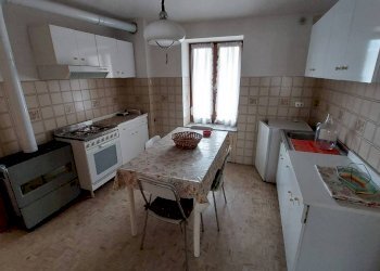 Cucina - Appartamento via Monte Marzo, 37, Valchiusa - foto 6