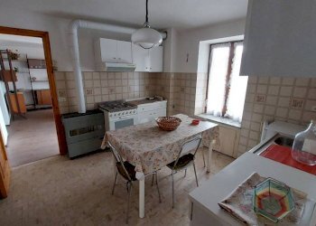 Cucina - Appartamento via Monte Marzo, 37, Valchiusa - foto 7
