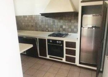 Cucina - Trilocale vicolo Ortaggio, Golasecca - foto 8